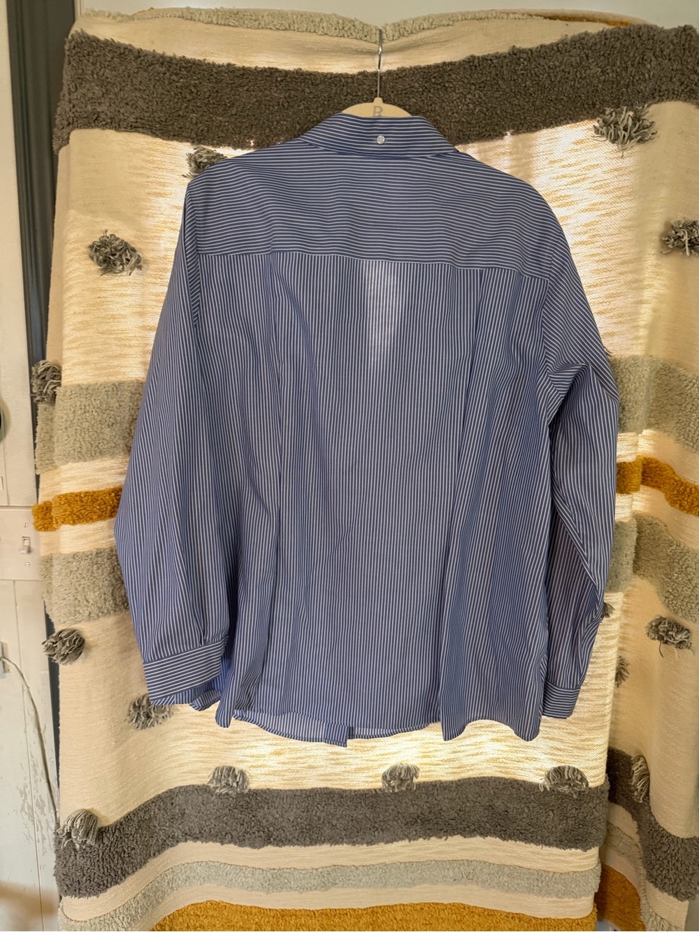Jones New York Blue Pinstripe Women’s Button-Up Shirt - 2X - Picture 8 of 8